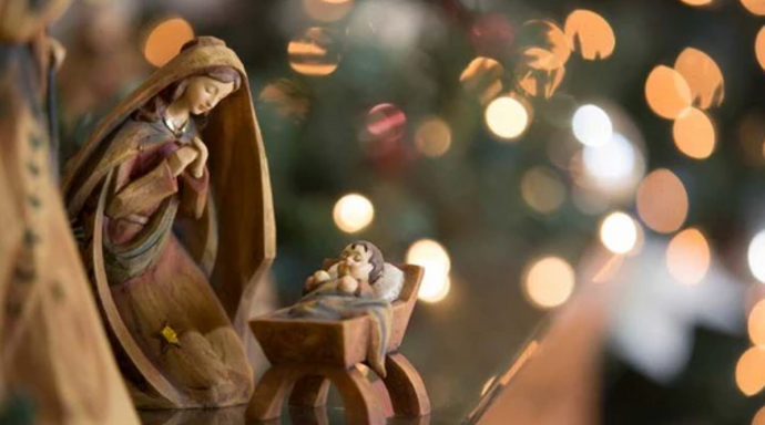 Leading the Family Devotions at Christmas